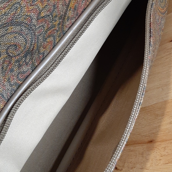 Bag - Picture 6 of 7